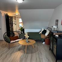 Yan's room