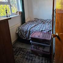 Deryn's room