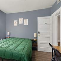 Jeniffer's room