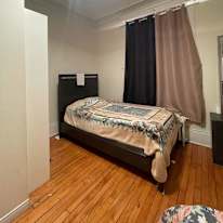 Yogeswari's room