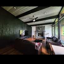 George's room