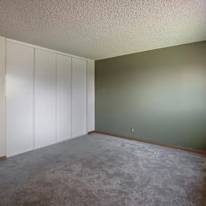 Ren's room
