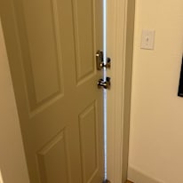 Lon's room