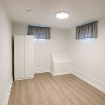 Ryan Cho's room