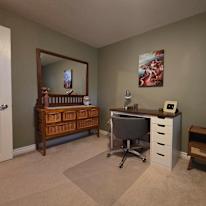 Aishe's room