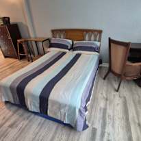 Shakoor's room
