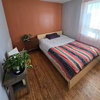 Enya Coo's room