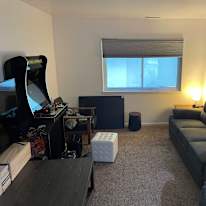 PRIVATE BEDROOM - Danbury - Connecticut - Office - Music - Craft Studio's room