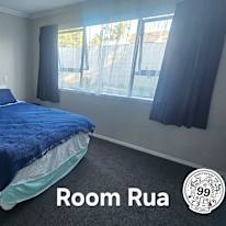 Jahlie's room