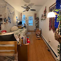 Sandra Gonzalez De Jesus's room