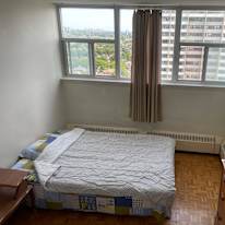 Ron's room