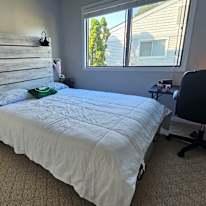 Alejandro Vargas's room