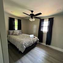 Andres's room