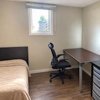 Jindo Kim's room