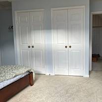 Linh's room