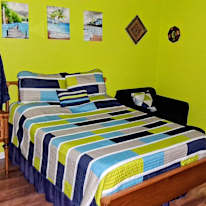 Sunnyjoyce's room