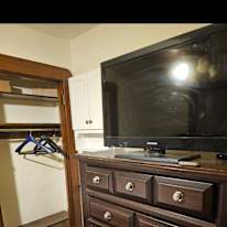Ken's room