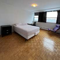 Free M's room