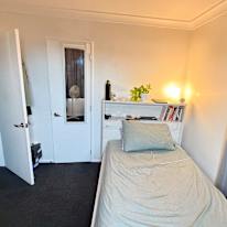 Albin's room
