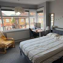 Suzana's room