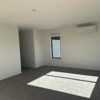 F's room