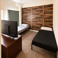 Forward Vision Spaces's room