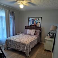 Tunde's room