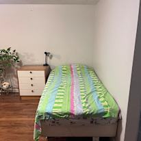 Donna's room