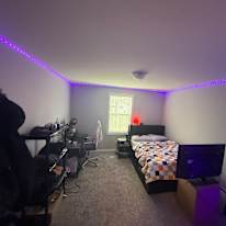 Abhishek Parikh's room