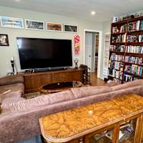 Thomas's room