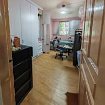 joann's room