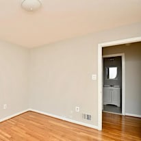 Cuong's room