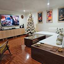 fredyy's room