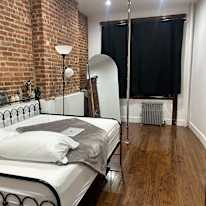 Lee's room