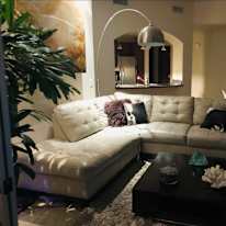 Eric A Woodlee's room
