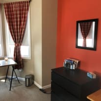 Thomas's room