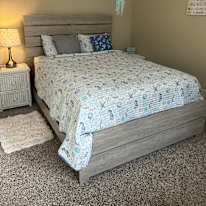 Judy vee's room