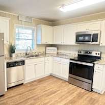 Alcove Rooms's room