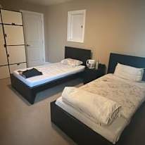 RYJAY's room