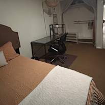 Lisa's room