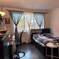 Gunasekaran's room