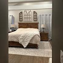 Ken's room