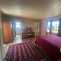 Courtenay's room