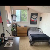 Juan 's room