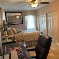 Stephanie Aleandri's room
