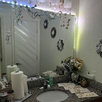 Dalvon's room
