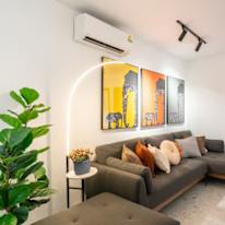 MetroResidences's room
