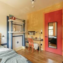 One room available in a shared house's room
