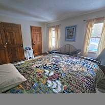 Traci L's room