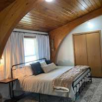 Diana's room